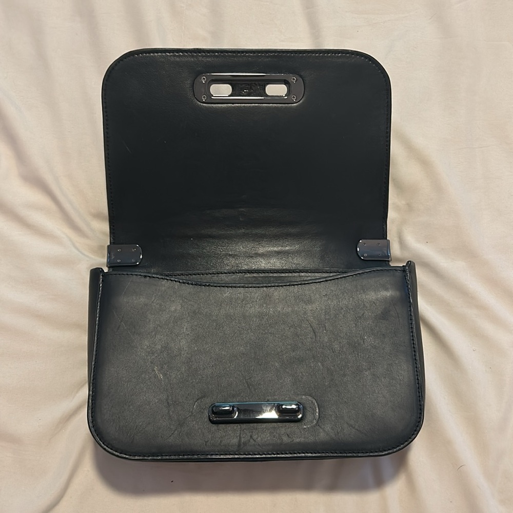 Coach Swagger Shoulder Bag 20 in Black - Picture 11 of 12